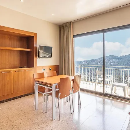 Fisa Hotel&apartments Hotel 2*